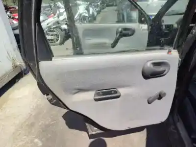 Veículo de Sucata opel corsa b (s93) 1.0 i 12v (f08. f68. m68) do ano 1998 alimentado x 10 xe