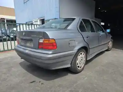 Veicolo di demolizione bmw 3 (e36) 318 tds dell'anno 2008 alimentato m41 d17 (174t1)