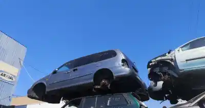 Veículo de Sucata kia carnival i (up) 2.9 tdi do ano 2001 alimentado 