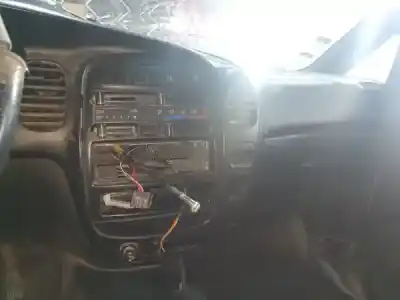 Sloopvoertuig hyundai h-1 / starex autobús (a1) 2.5 tci van het jaar 2003 aangedreven 