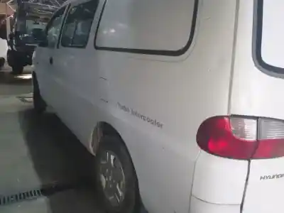 Sloopvoertuig hyundai h-1 / starex autobús (a1) 2.5 tci van het jaar 2003 aangedreven 