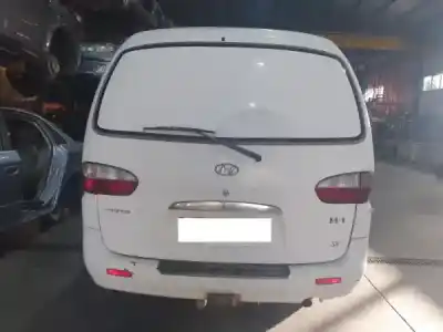 Sloopvoertuig hyundai h-1 / starex autobús (a1) 2.5 tci van het jaar 2003 aangedreven 