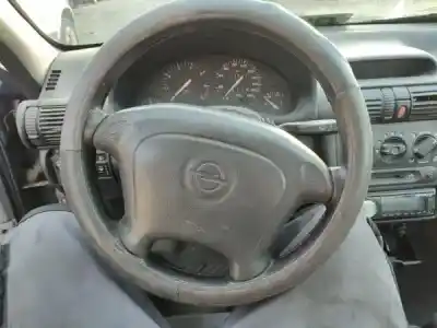 Scrapping Vehicle opel corsa b (s93) 1.0 i 12v (f08. f68. m68) of the year 1997 powered x 10 xe Scrapping Vehicle opel corsa b (s93) 1.0 i 12v (f08. f68. m68) of the year 1997 powered x 10 xe