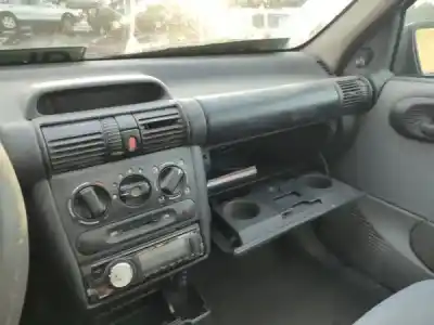 Scrapping Vehicle opel corsa b (s93) 1.0 i 12v (f08. f68. m68) of the year 1997 powered x 10 xe Scrapping Vehicle opel corsa b (s93) 1.0 i 12v (f08. f68. m68) of the year 1997 powered x 10 xe