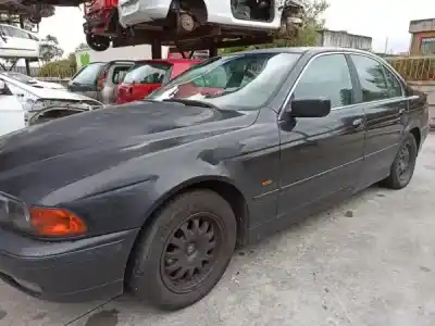 Veículo de Sucata bmw 5 (e39) 525 tds do ano 1999 alimentado m51 d25 (256t1)