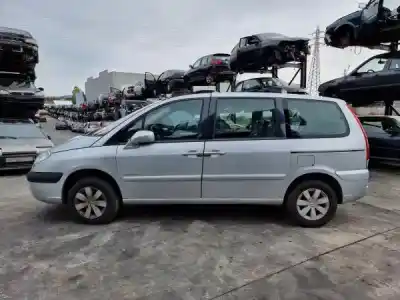 Veículo de Sucata citroen c8 2.2 hdi 16v premier ii do ano 2003 alimentado 4hw (dw12ted4)
