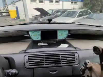 Veículo de Sucata citroen c8 2.2 hdi 16v premier ii do ano 2003 alimentado 4hw (dw12ted4)