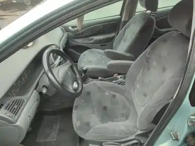 Veículo de Sucata citroen c5 i (dc_) 1.8 16v (dc6fzb dc6fze) do ano 2001 alimentado 6fz (ew7j4)