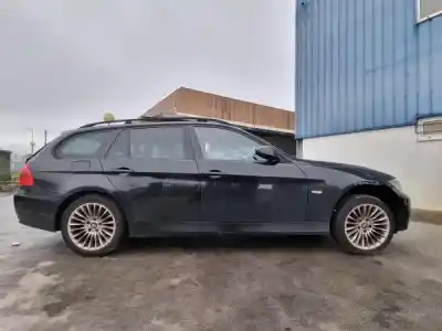 Veículo de Sucata bmw 3 touring (e91) 320 d do ano 2010 alimentado n47 d20 c