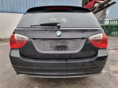 Veículo de Sucata bmw 3 touring (e91) 320 d do ano 2010 alimentado n47 d20 c