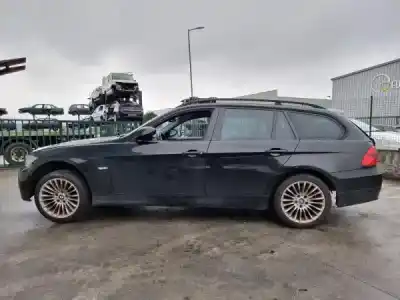 Veículo de Sucata bmw 3 touring (e91) 320 d do ano 2010 alimentado n47 d20 c