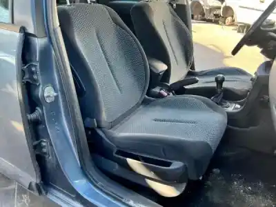 Veículo de Sucata citroen c4 i (lc_) 1.6 hdi do ano 2005 alimentado 9hy (dv6ted4)