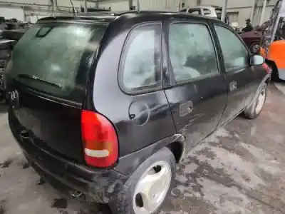 Veicolo di demolizione opel corsa b (s93) 1.2 i (f08 f68 m68) dell'anno 1995 alimentato 