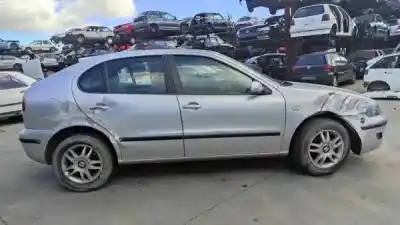Scrapping Vehicle seat leon (1m1) 1.4 16v of the year 2002 powered 0