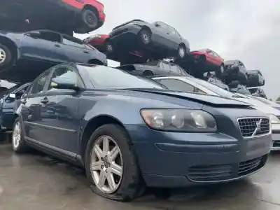 Veículo de Sucata VOLVO S40 II (MS) 1.6 D Gasóleo 2006 4P do ano 2006 alimentado D 4164 T