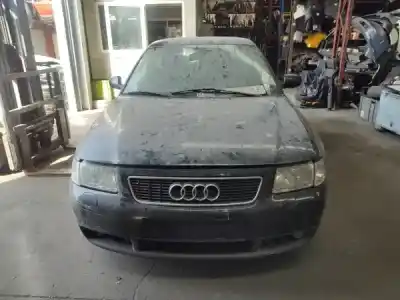 Здавання транспортного засобу audi a3 (8l1) s3 quattro року 2008 потужний 