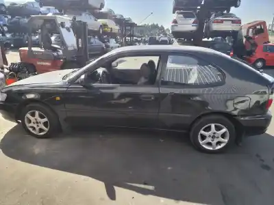 Veículo de Sucata toyota corolla compact (_e10_) 1.3 xli 16v (ee101) do ano 1992 alimentado 4e-fe