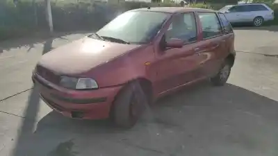 Veículo de Sucata fiat punto berl. (176) 1.7 turbodiesel do ano 1999 alimentado 176 a3.000