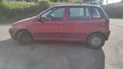 Veículo de Sucata fiat punto berl. (176) 1.7 turbodiesel do ano 1999 alimentado 176 a3.000