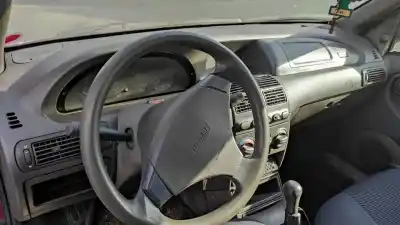Veículo de Sucata fiat punto berl. (176) 1.7 turbodiesel do ano 1999 alimentado 176 a3.000