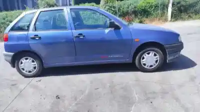Veículo de Sucata seat ibiza ii (6k1) 1.4 i do ano 1994 alimentado 0