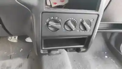 Veículo de Sucata seat ibiza ii (6k1) 1.0 do ano 1993 alimentado aau