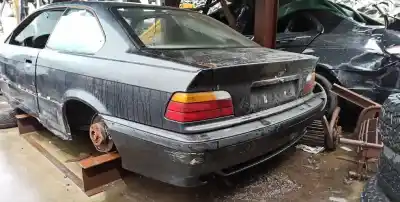 Veículo de Sucata BMW 3 COUPÉ (E36) 325 i do ano 2018 alimentado 