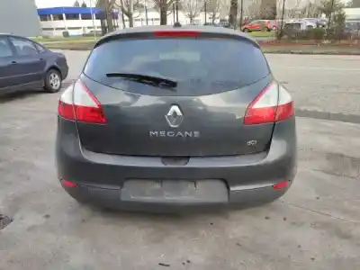 Hurda Aracı renault megane iii fastback (bz0/1_, b3_) 1.9 dci (bz0n, bz0j) yılın 2010 güçlü f9q 870