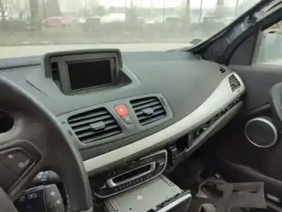 Hurda Aracı renault megane iii fastback (bz0/1_, b3_) 1.9 dci (bz0n, bz0j) yılın 2010 güçlü f9q 870