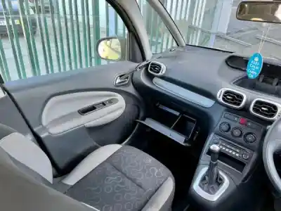 Veículo de Sucata citroen c3 picasso (sh_) 1.6 hdi do ano 2010 alimentado 9hx (dv6ated4)