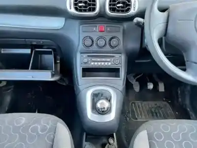 Veículo de Sucata citroen c3 picasso (sh_) 1.6 hdi do ano 2010 alimentado 9hx (dv6ated4)