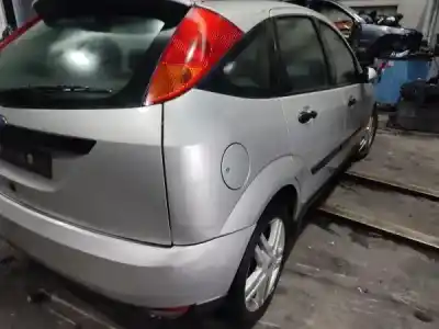 Véhicule à la ferraille ford focus i (daw, dbw) 1.8 turbo di / tddi de l'année 2001 alimenté 