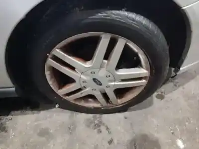 Véhicule à la ferraille ford focus i (daw, dbw) 1.8 turbo di / tddi de l'année 2001 alimenté 