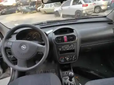 Veículo de Sucata opel corsa c (x01) 1.2 (f08, f68) do ano 2002 alimentado 0 Veículo de Sucata opel corsa c (x01) 1.2 (f08, f68) do ano 2002 alimentado 0