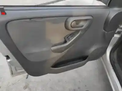 Veículo de Sucata opel corsa c (x01) 1.2 (f08, f68) do ano 2002 alimentado 0 Veículo de Sucata opel corsa c (x01) 1.2 (f08, f68) do ano 2002 alimentado 0