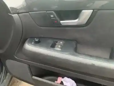 Vehicul casat audi a4 b6 (8e2) 1.9 tdi al anului 2004 alimentat avb