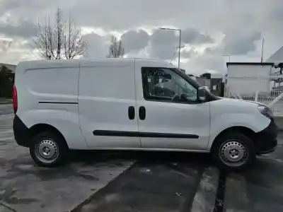 Veículo de Sucata fiat doblo cargo (263_) 1.3 d multijet do ano 2016 alimentado 