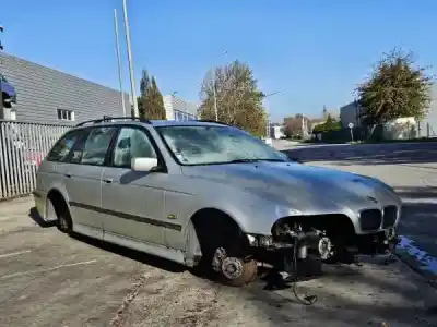 Scrapping Vehicle bmw 5 touring (e39) 530 d of the year 1999 powered m57 d30 (306d1)