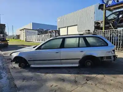 Scrapping Vehicle bmw 5 touring (e39) 530 d of the year 1999 powered m57 d30 (306d1)
