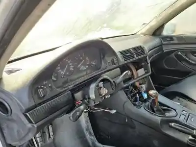 Scrapping Vehicle bmw 5 touring (e39) 530 d of the year 1999 powered m57 d30 (306d1)