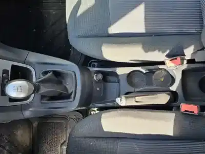 Scrapping Vehicle ford fiesta vi (cb1, ccn) 1.4 tdci of the year 2011 powered 