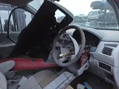 Veículo de Sucata mazda premacy (cp) 1.9 16v cat do ano 2000 alimentado fp