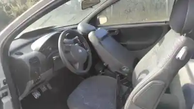 Здавання транспортного засобу opel corsa c (x01) 1.2 (f08, f68) року 2001 потужний z 12 xe