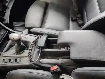 Veículo de Sucata bmw 3 (e46) 330 i do ano 2005 alimentado m54 b30 (306s3)