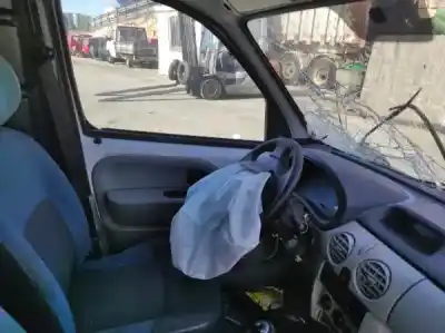 Veículo de Sucata renault kangoo (kc0/1_) 1.5 dci do ano 2007 alimentado 