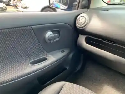 Sloopvoertuig nissan note (e11, ne11) 1.4 van het jaar 2007 aangedreven cr14de