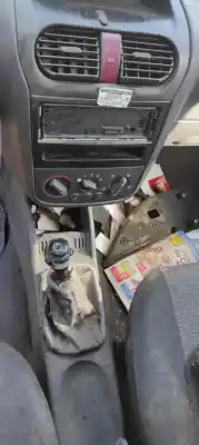 Veículo de Sucata opel combo tour 1.3 cdti 16v do ano 2006 alimentado z 13 dt