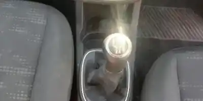 Veicolo di demolizione opel corsa d (s07) 1.3 cdti (l08 l68) dell'anno 2013 alimentato a 13 dtc