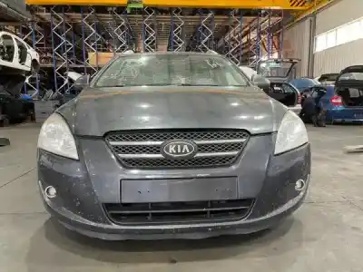 Veicolo di demolizione kia ceed (ed) 2.0 emotion dell'anno 2009 alimentato d4ea