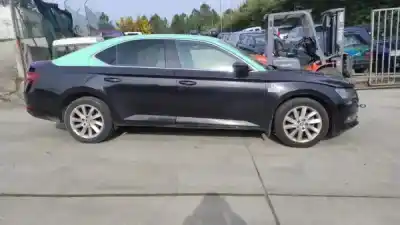 Здавання транспортного засобу skoda superb iii hatchback (3v3) 2.0 tdi gasóleo 2017 4p року 2017 потужний  Здавання транспортного засобу skoda superb iii hatchback (3v3) 2.0 tdi gasóleo 2017 4p року 2017 потужний